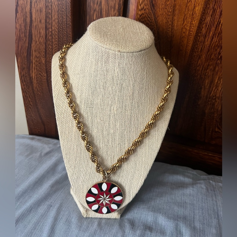 Modern Style Dutch Hex Hoffman Luck Adjustable Necklace, Gold Tone, good cond.